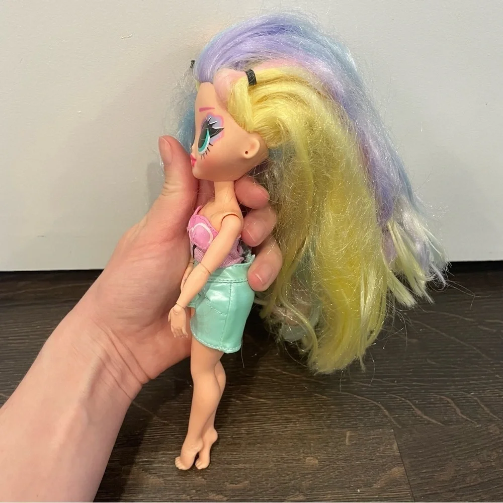 LOL Surprise OMG Sunshine Makeover Fashion Doll
